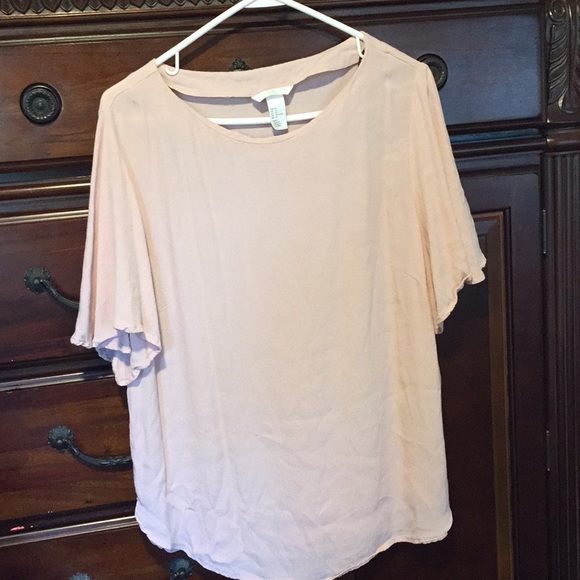 H&M Tops - H&M blouse size 14